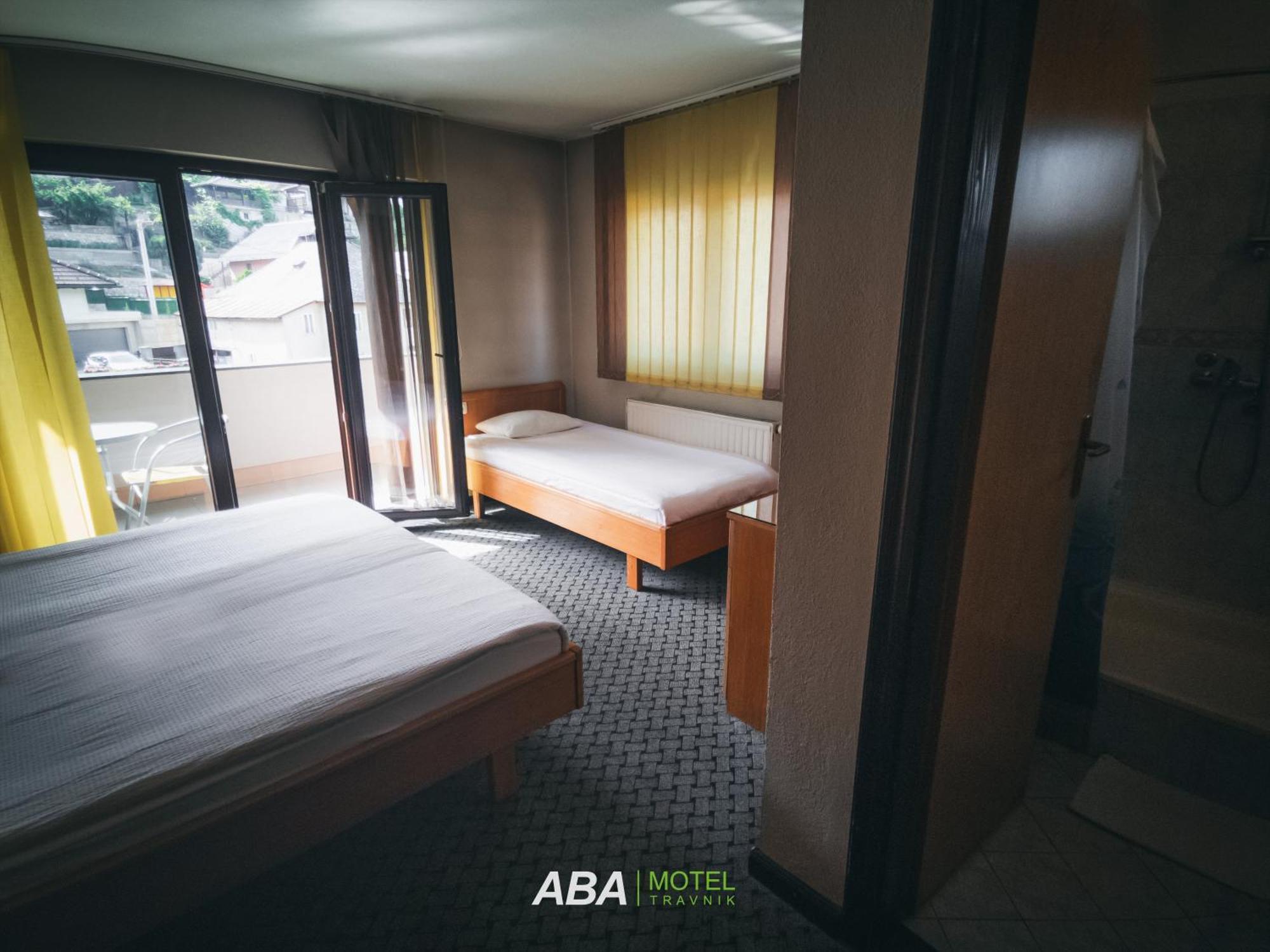 Garni Motel Aba トラヴニク エクステリア 写真