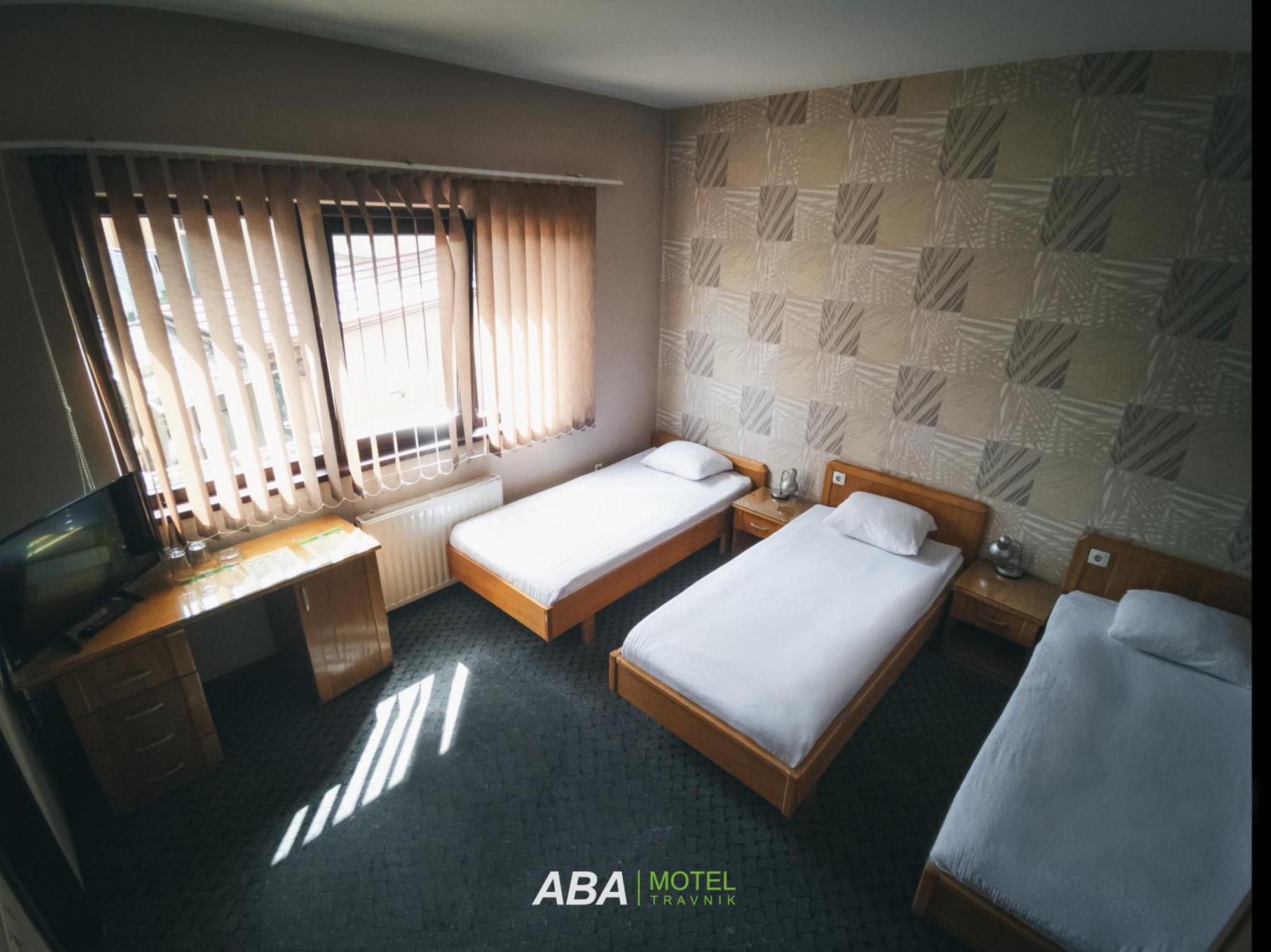 Garni Motel Aba トラヴニク エクステリア 写真