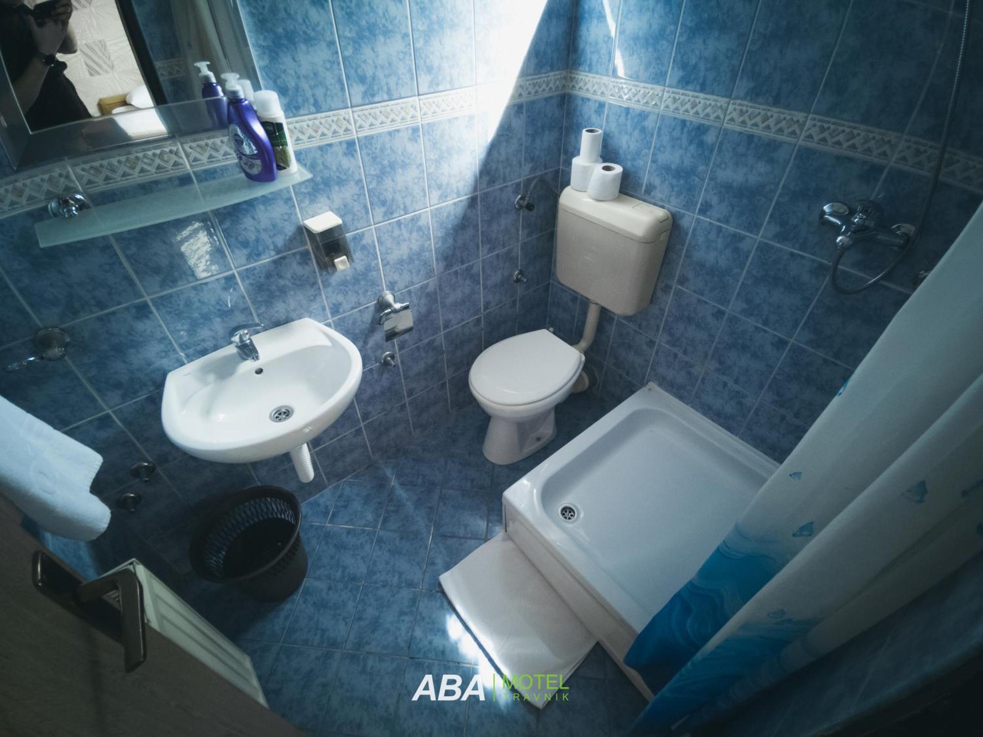 Garni Motel Aba トラヴニク エクステリア 写真