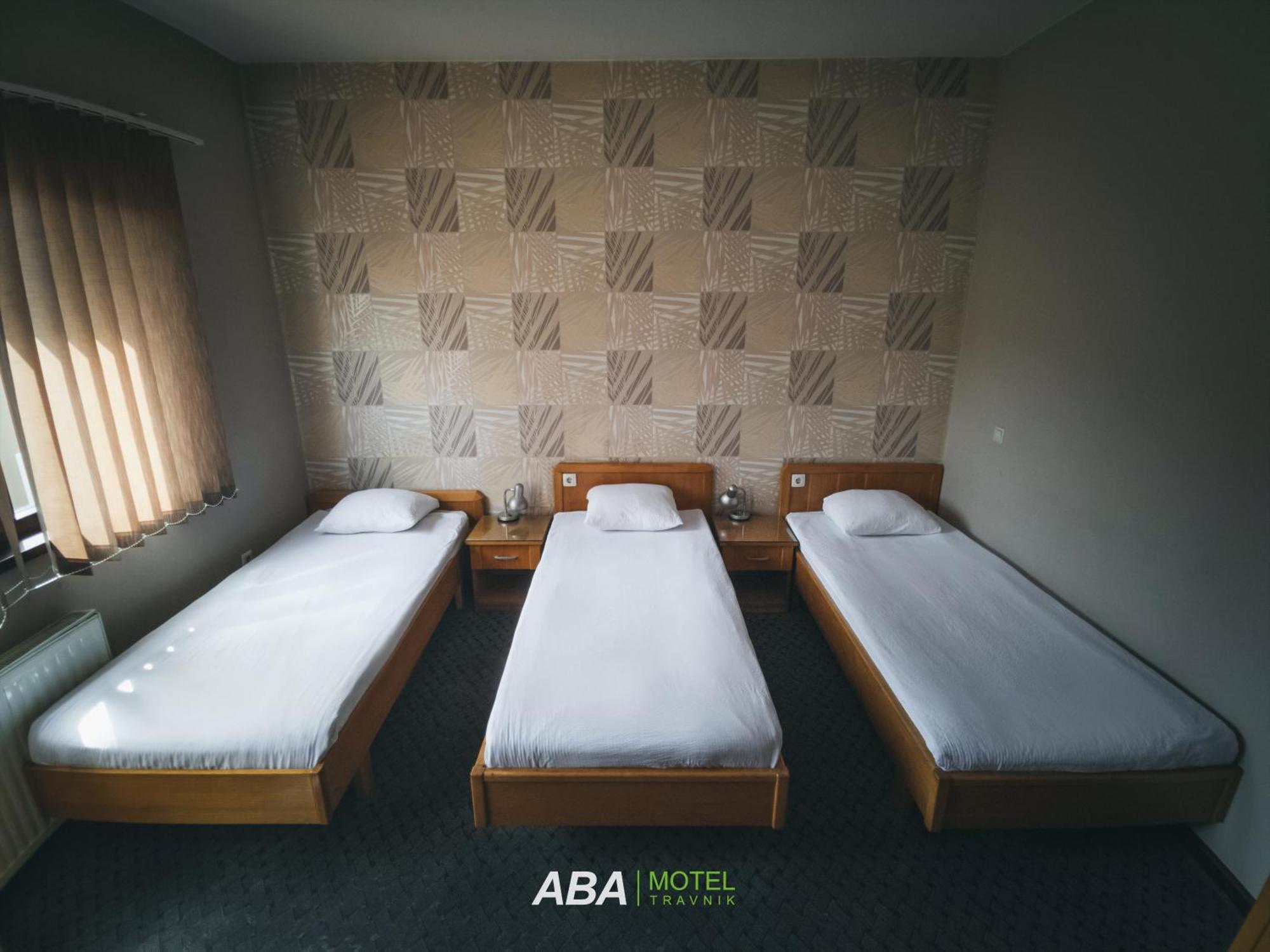 Garni Motel Aba トラヴニク エクステリア 写真