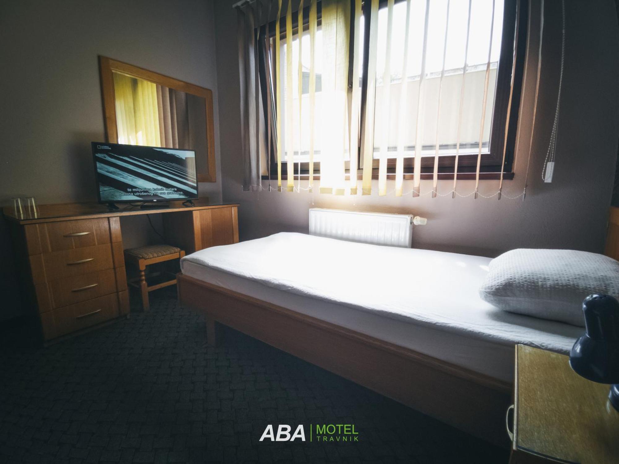Garni Motel Aba トラヴニク エクステリア 写真