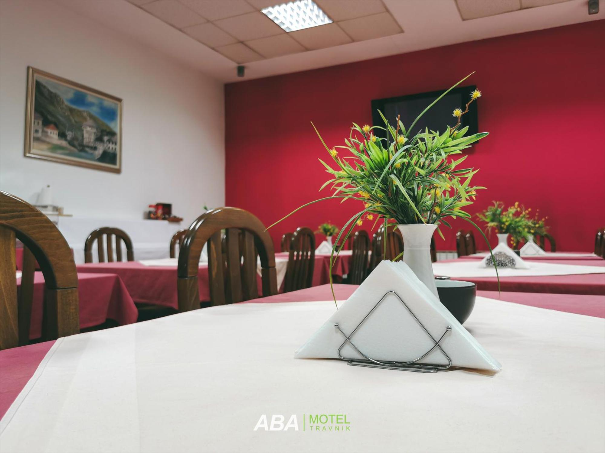 Garni Motel Aba トラヴニク エクステリア 写真