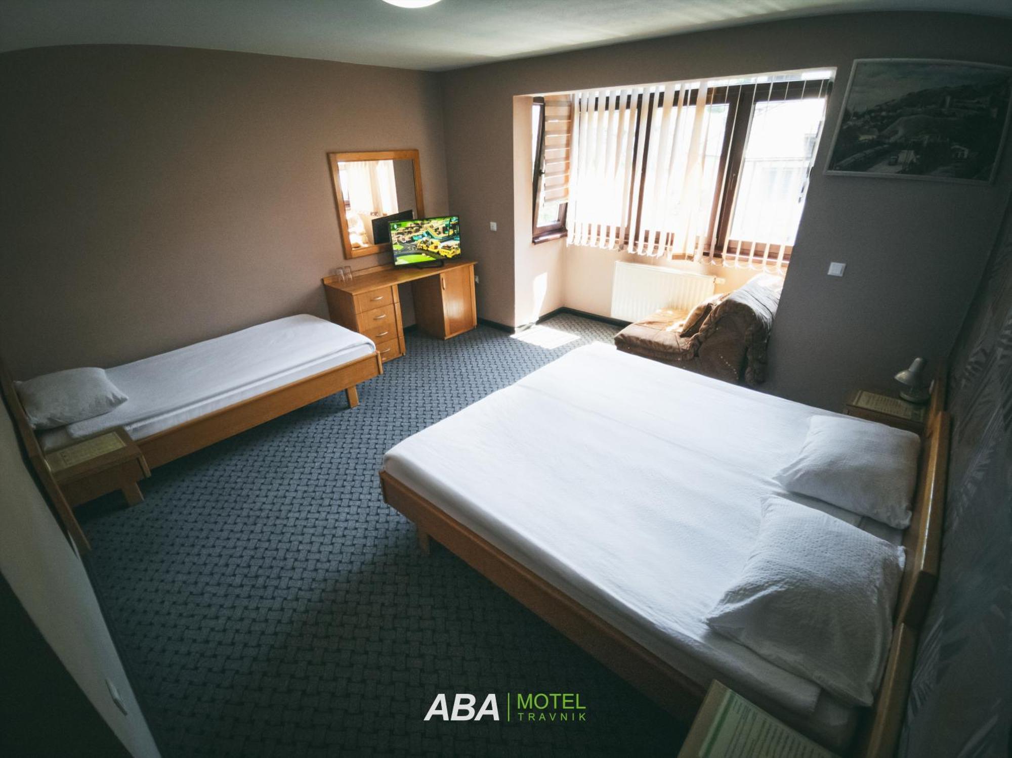 Garni Motel Aba トラヴニク エクステリア 写真