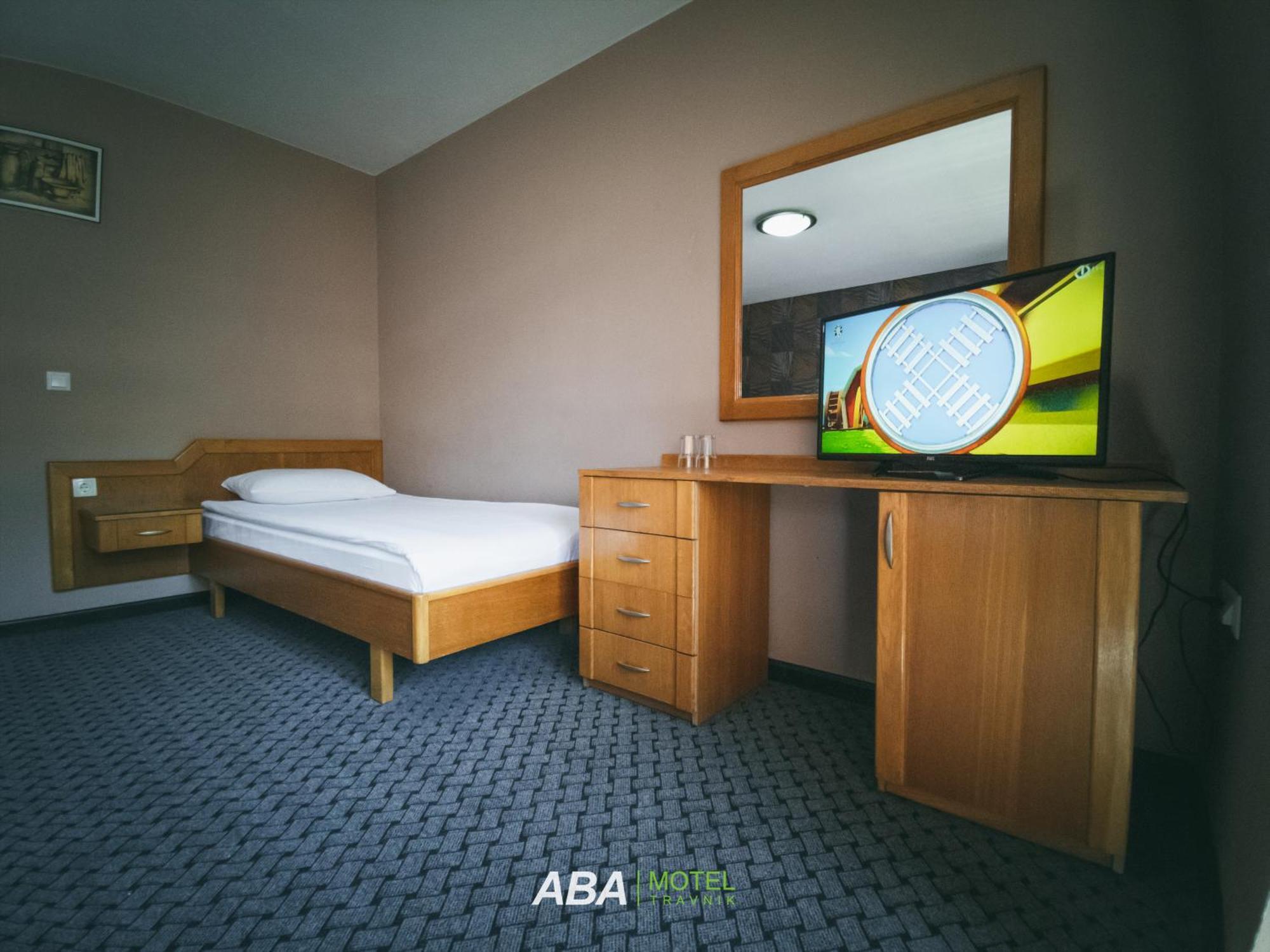 Garni Motel Aba トラヴニク エクステリア 写真